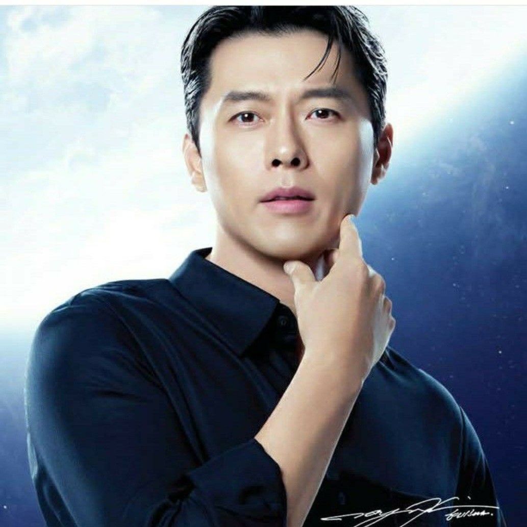 Momen yang diabadikan oleh penggemar Hyun Bin