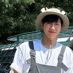 Behind-the-scenes cut of Lee Sangyeob