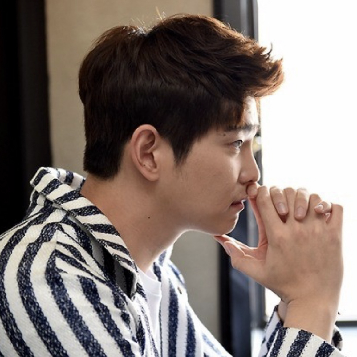 Behind-the-scenes cut of Yoon Kyunsang