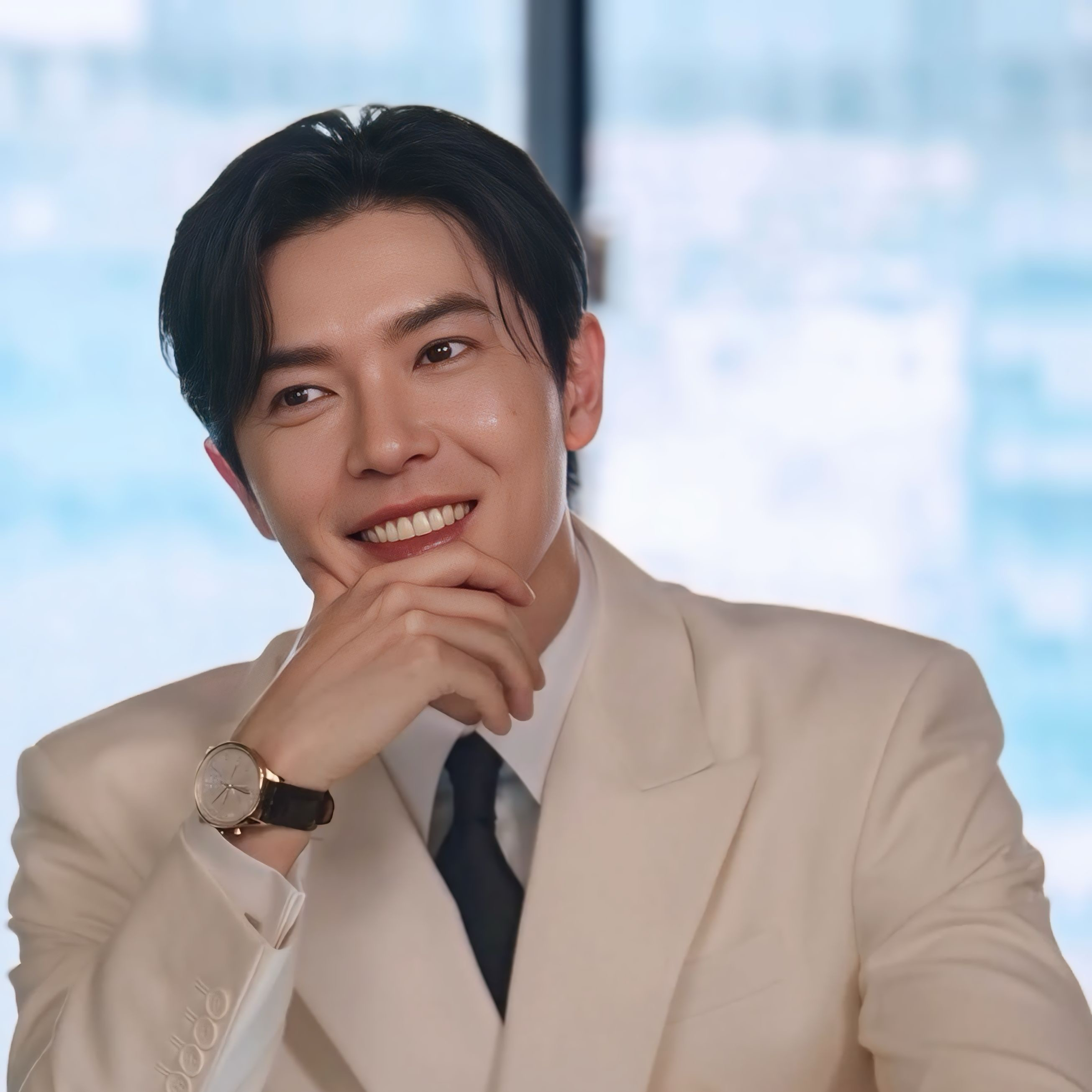 金材昱的最新照片