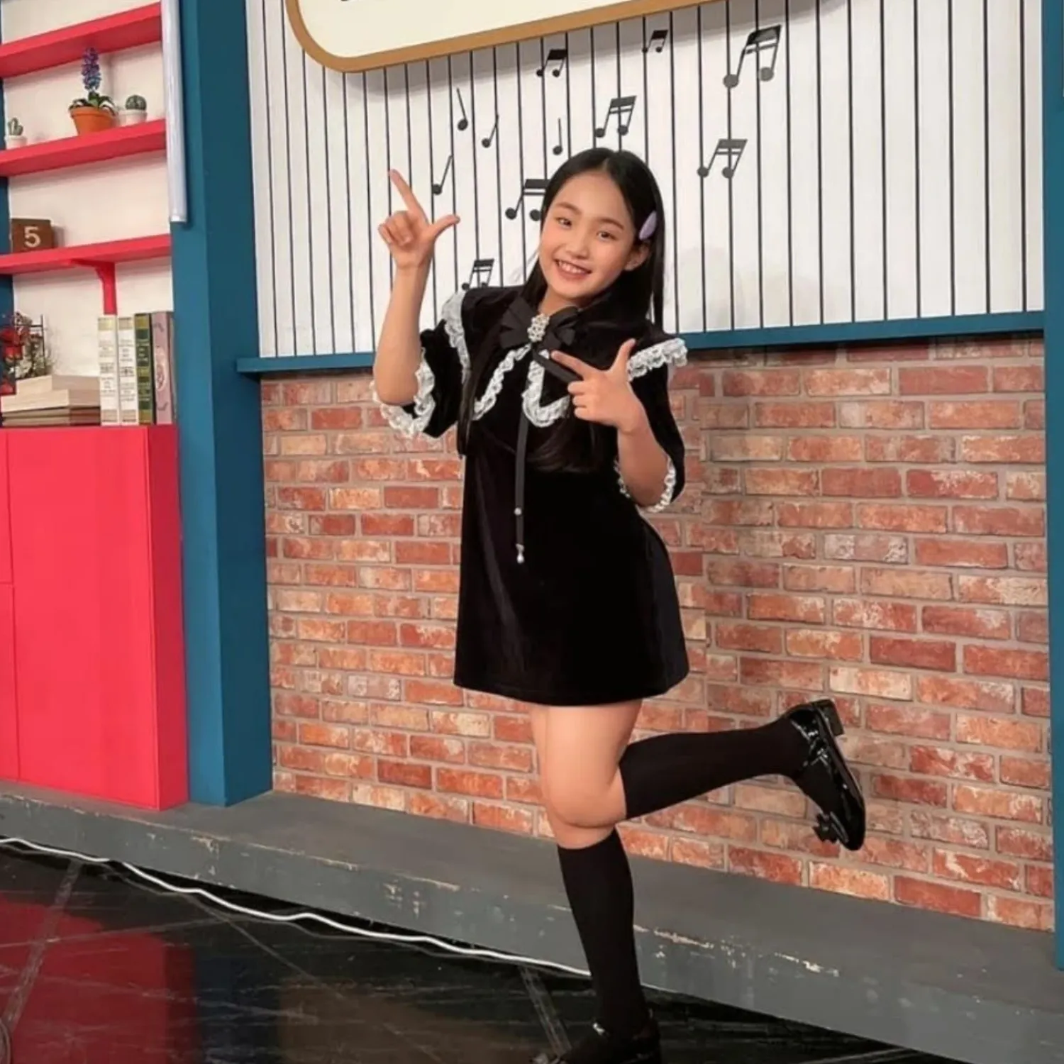 김태연의 비하인드 컷