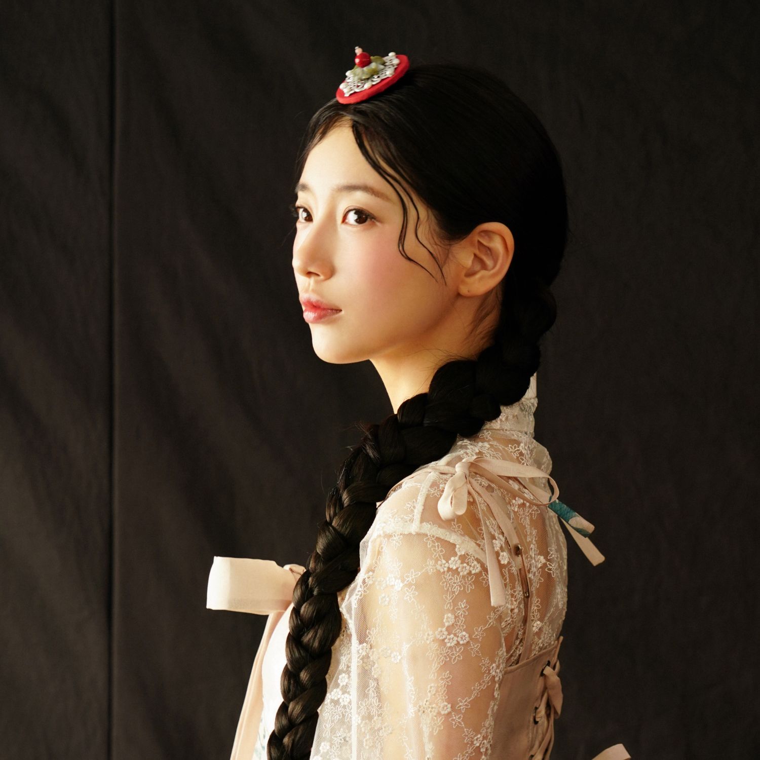 Recent activity shot of Bae Suzy