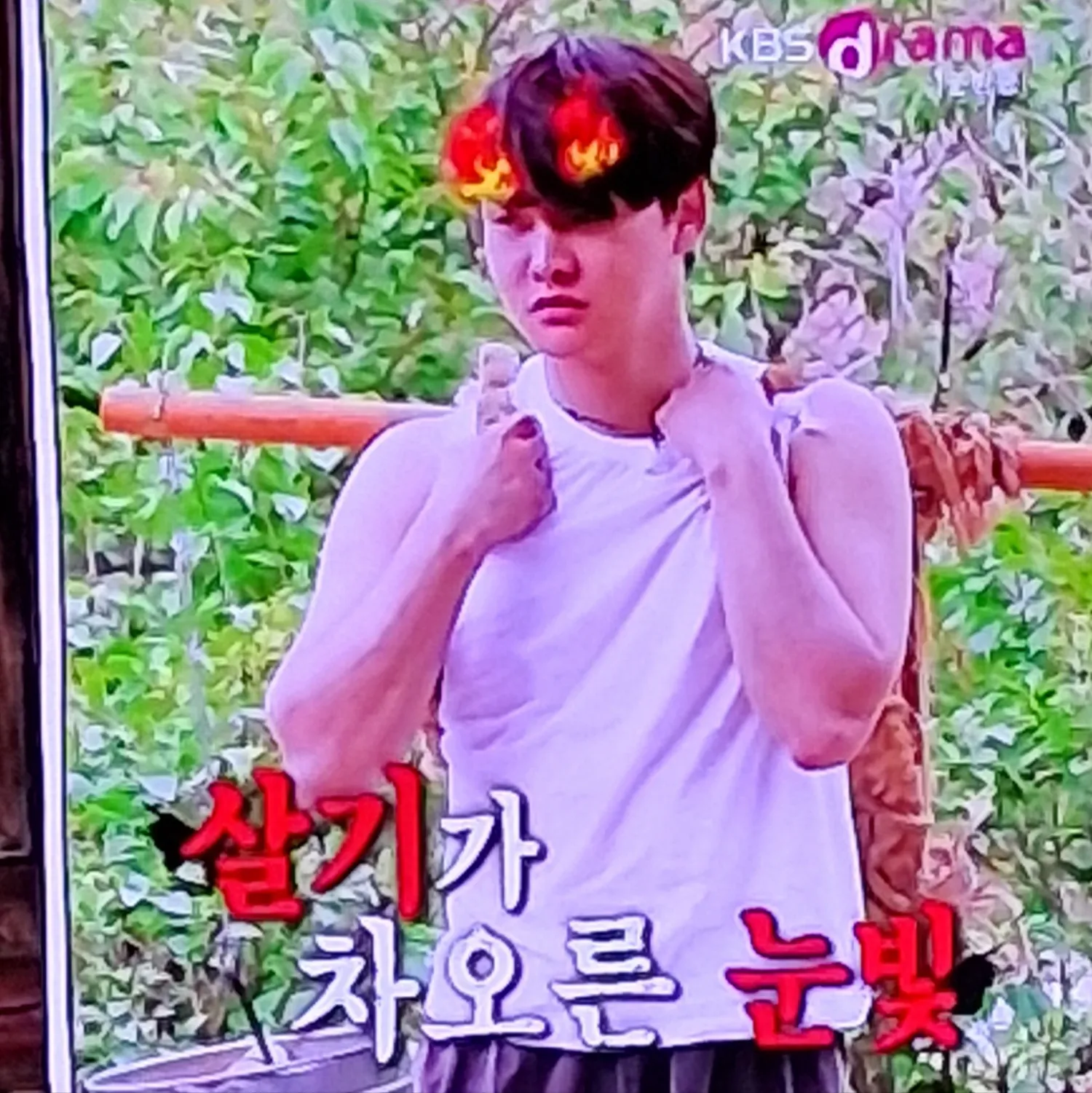 박서진의 비하인드 컷