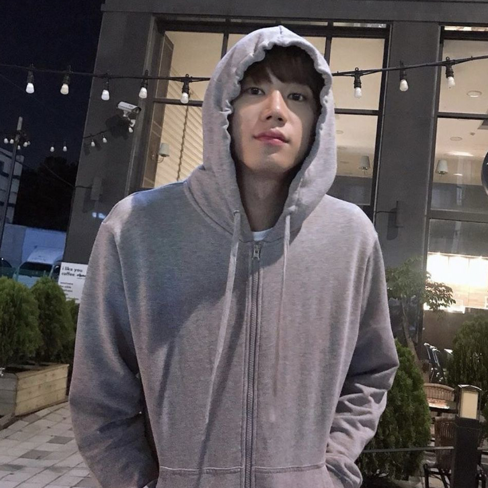 Latest photo of Lee Junyoung