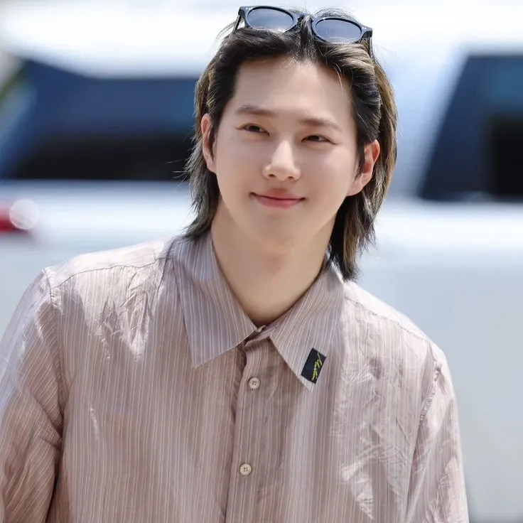 Behind-the-scenes cut of Suho