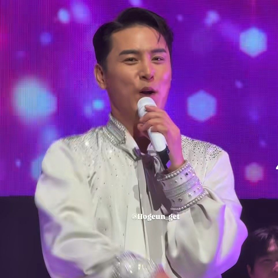 Foto kegiatan terbaru dari Jang Minho