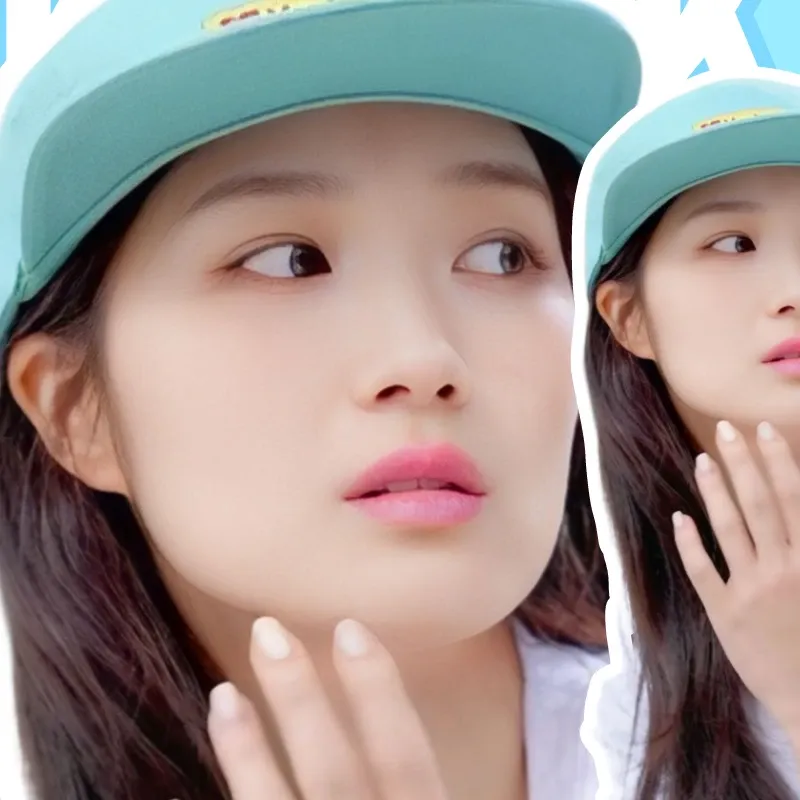 Latest photo of Kim Hyeyoon