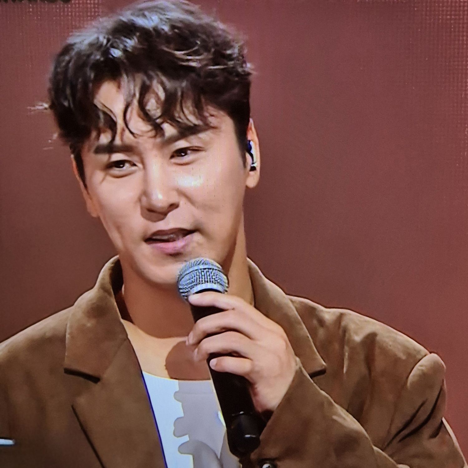 Recent activity shot of Jang Minho