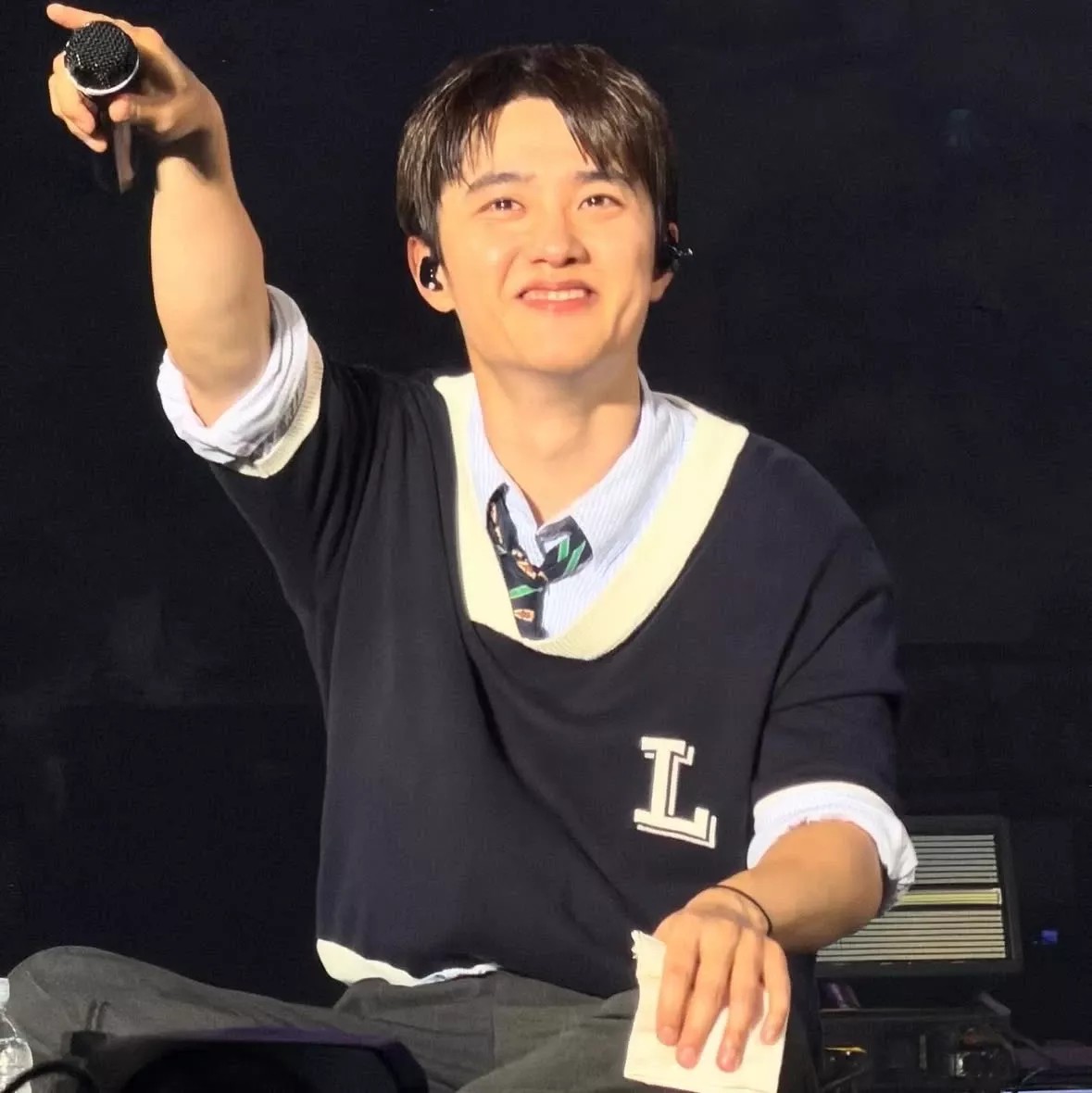 A moment captured by a fan of Doh Kyungsoo (D.O.)