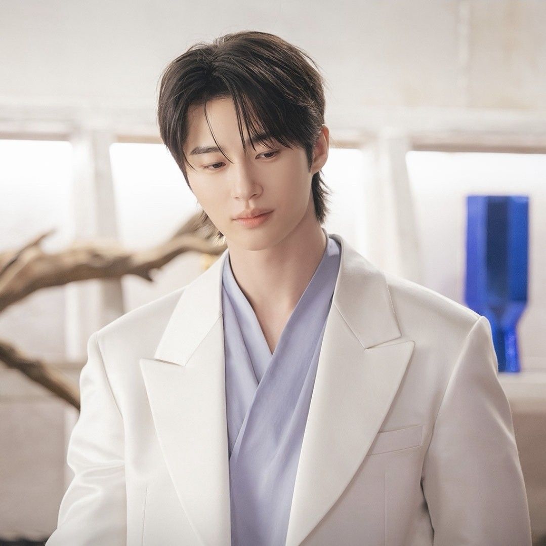 A moment captured by a fan of Byeon Wooseok