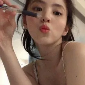 A moment captured by a fan of Han Sohee