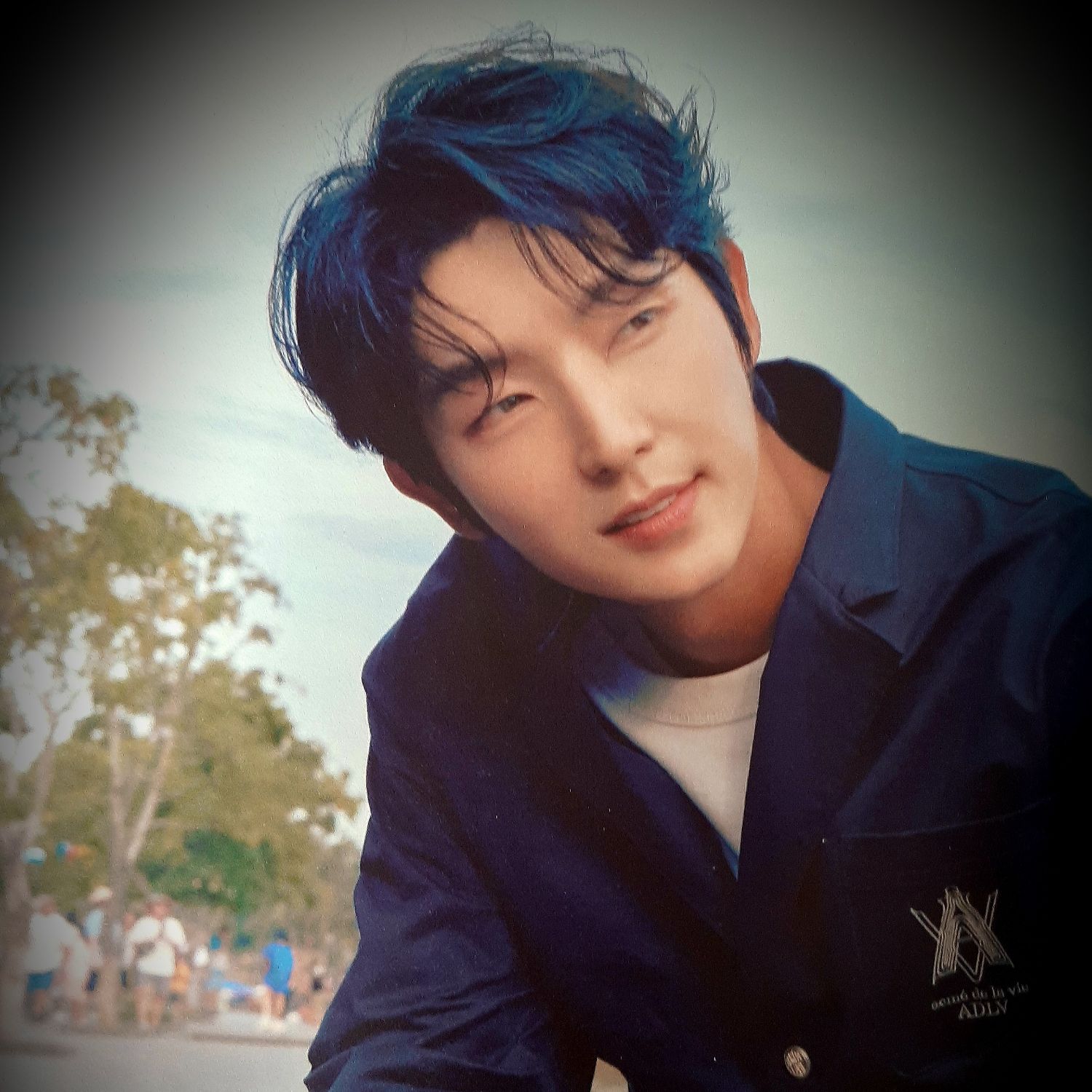 Behind-the-scenes cut of Lee Joongi