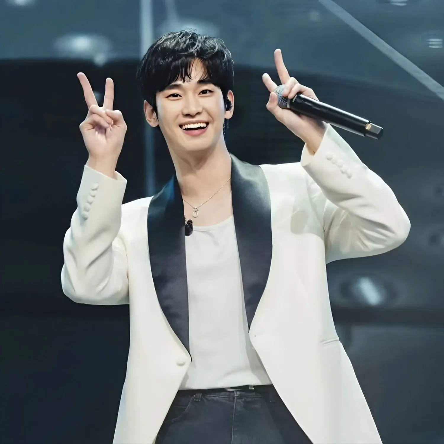 Recent activity shot of Kim Soohyun
