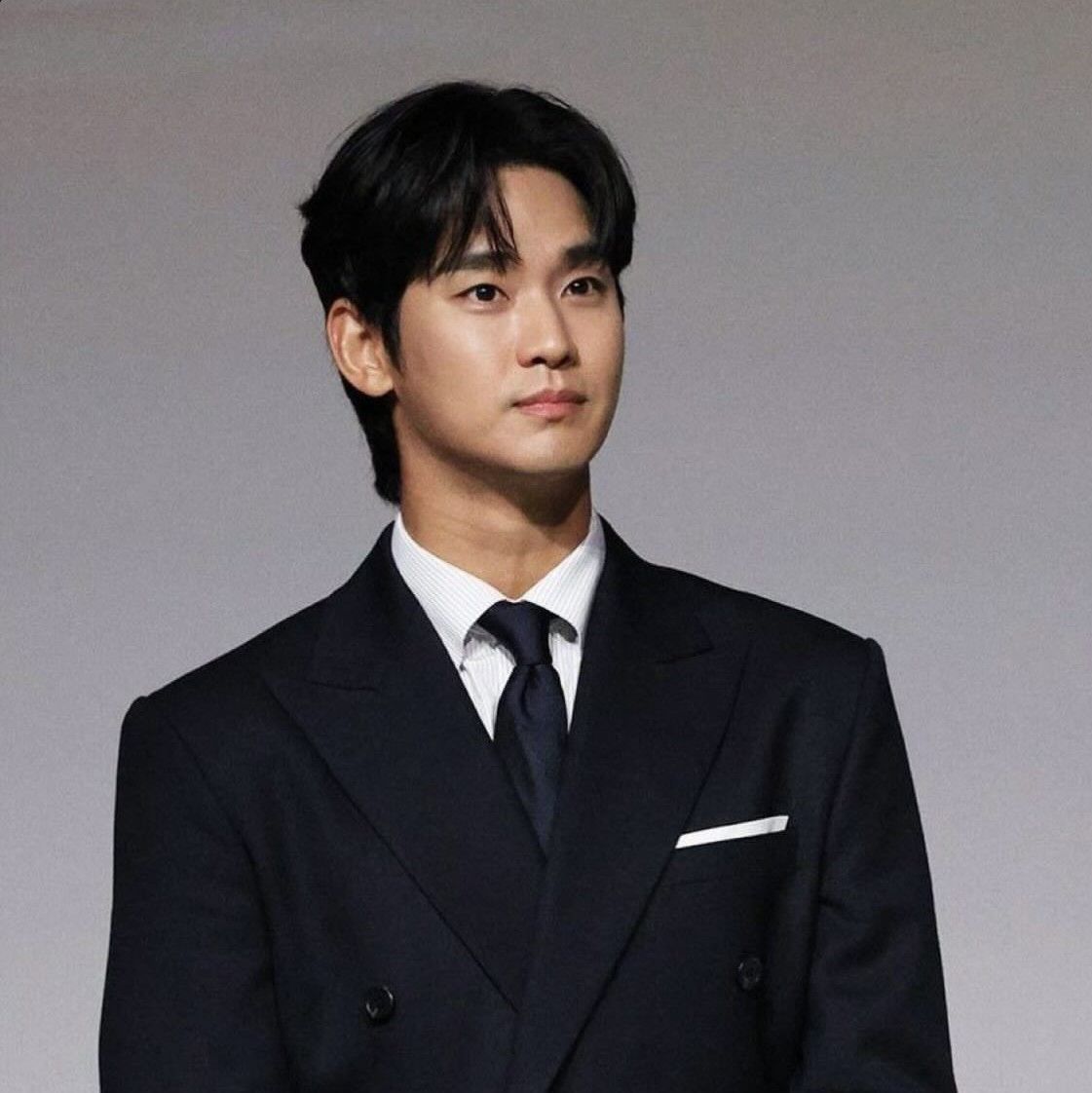 A moment captured by a fan of Kim Soohyun