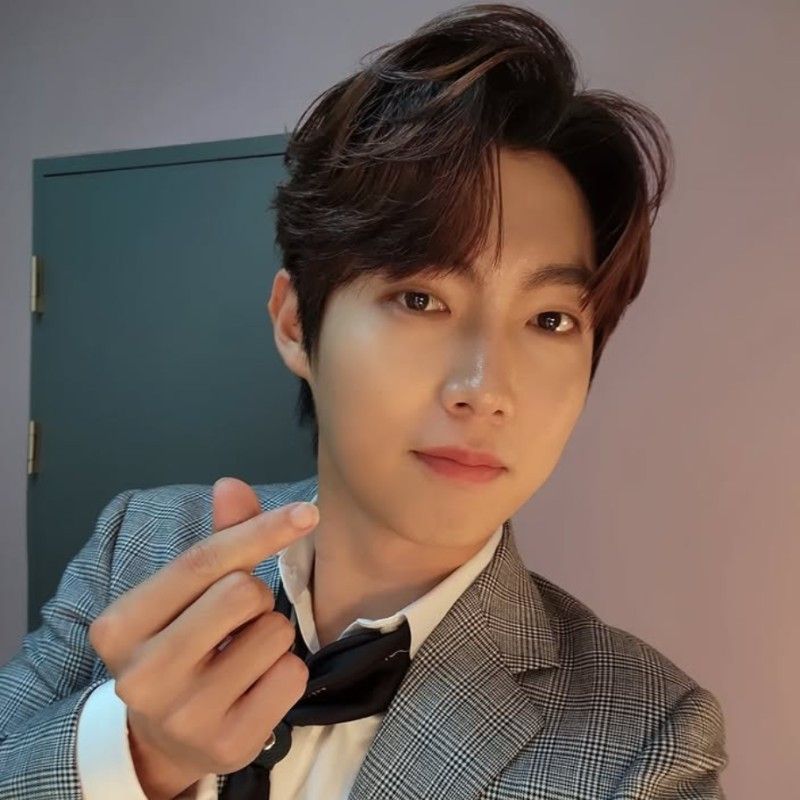 Latest photo of Son Taejin