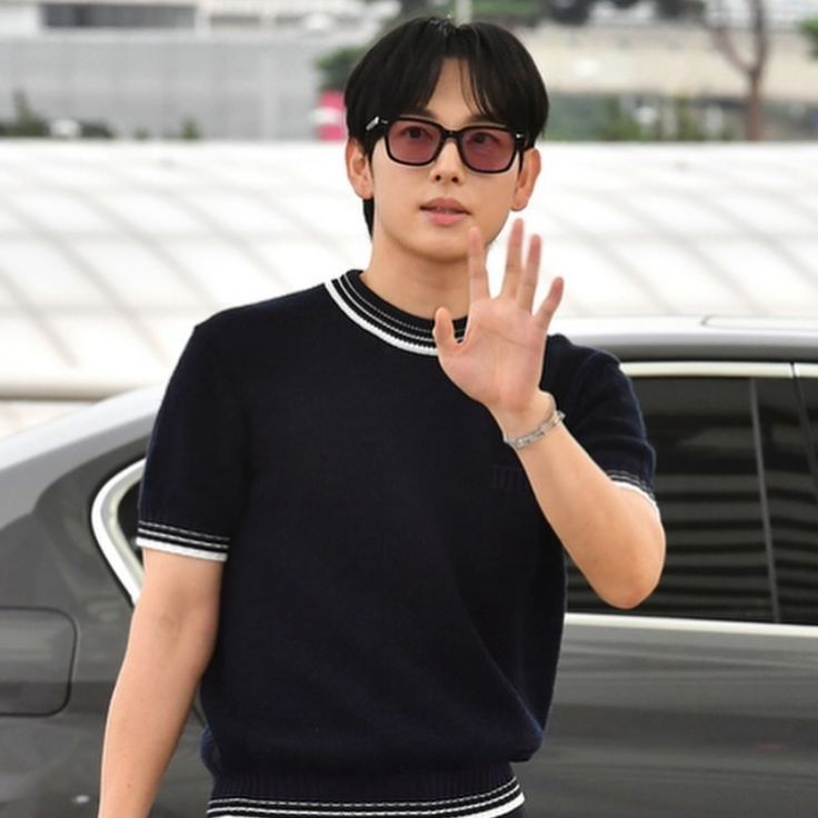 Latest photo of Yim Siwan