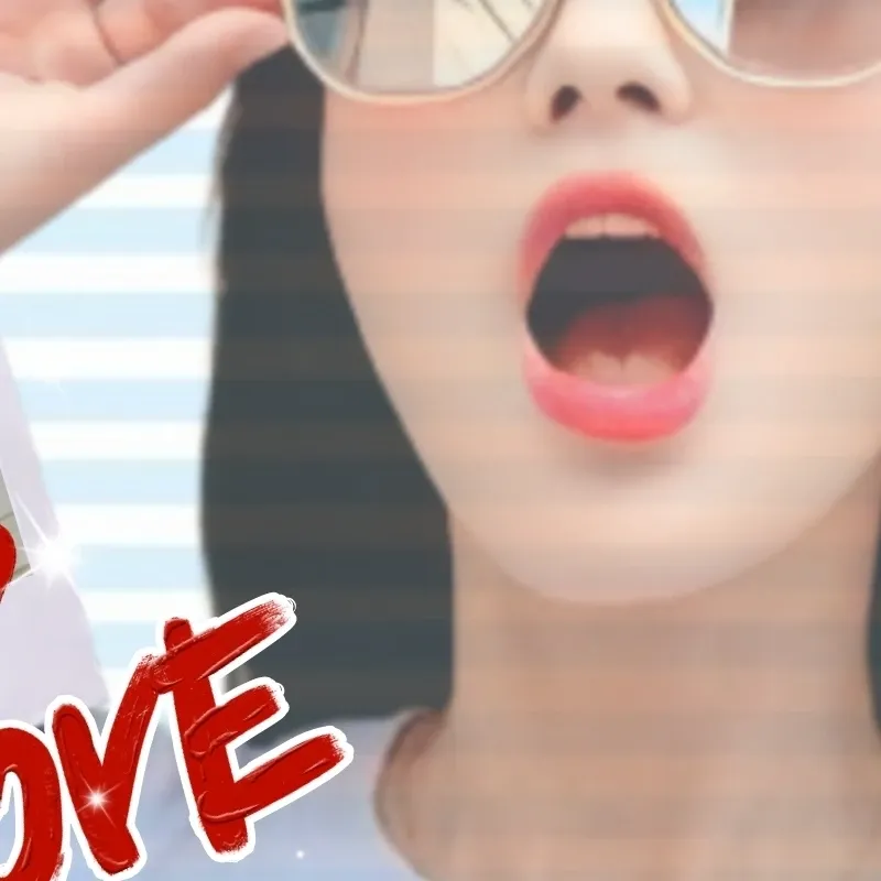 Behind-the-scenes cut of Kim Hyeyoon