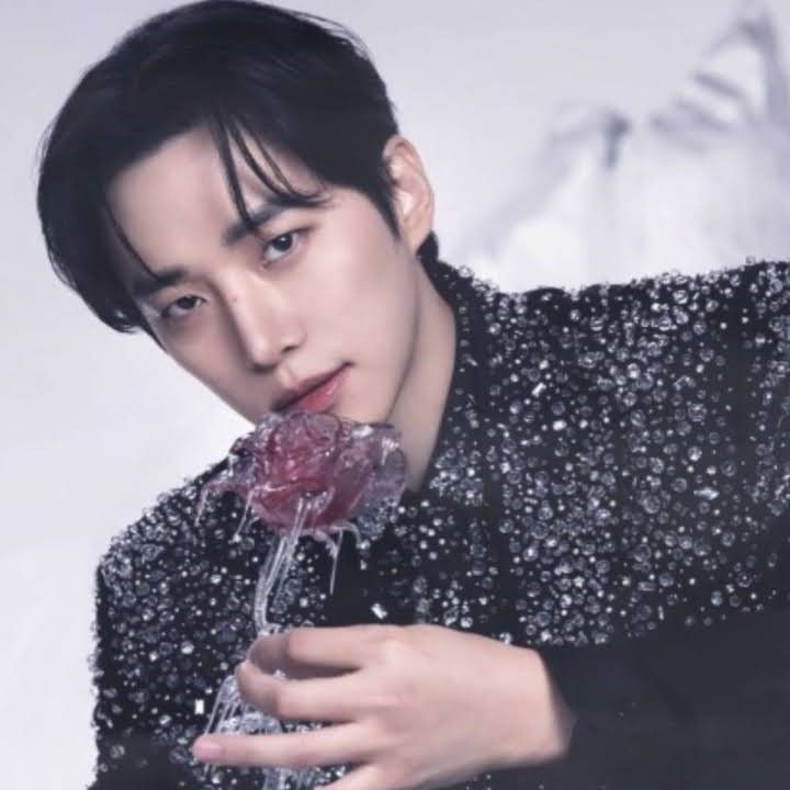 Foto kegiatan terbaru dari Lee Junho