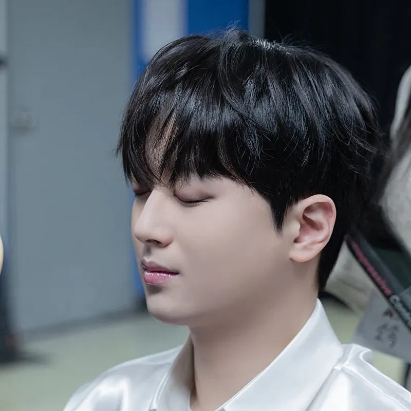 イ・チャンウォンのビハインドカット