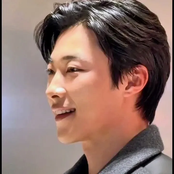 Behind-the-scenes cut of Woo Dohwan