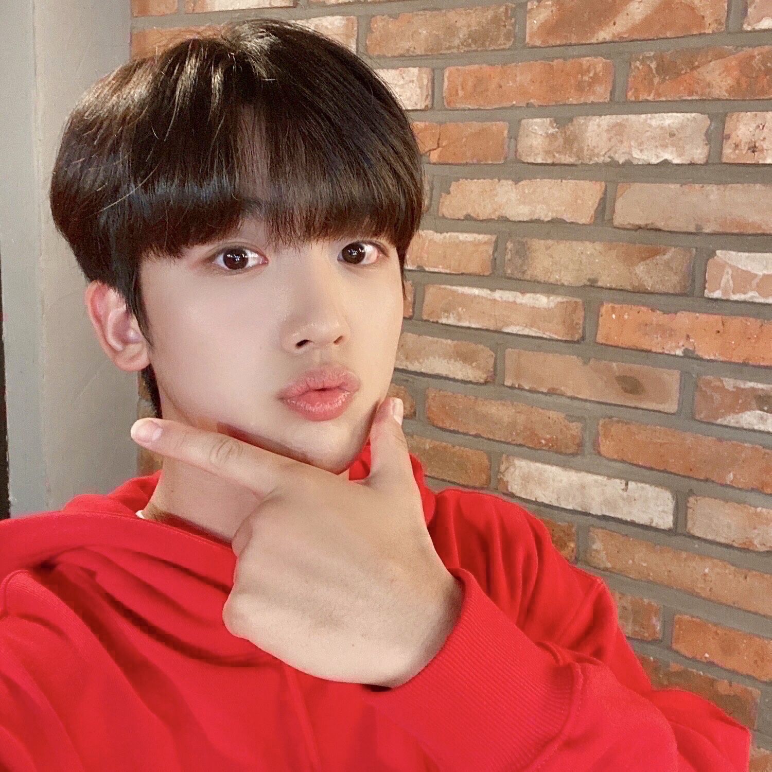 Behind-the-scenes cut of Kim Yohan