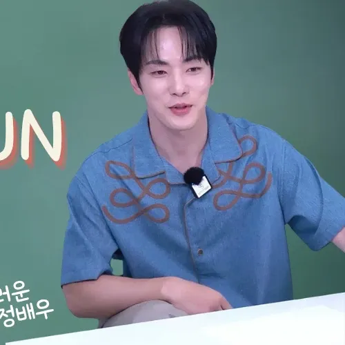 A moment captured by a fan of Kim Junghyun