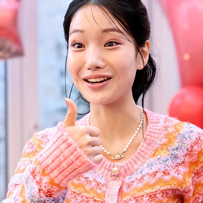 A moment captured by a fan of Kim Soyeon (2004)