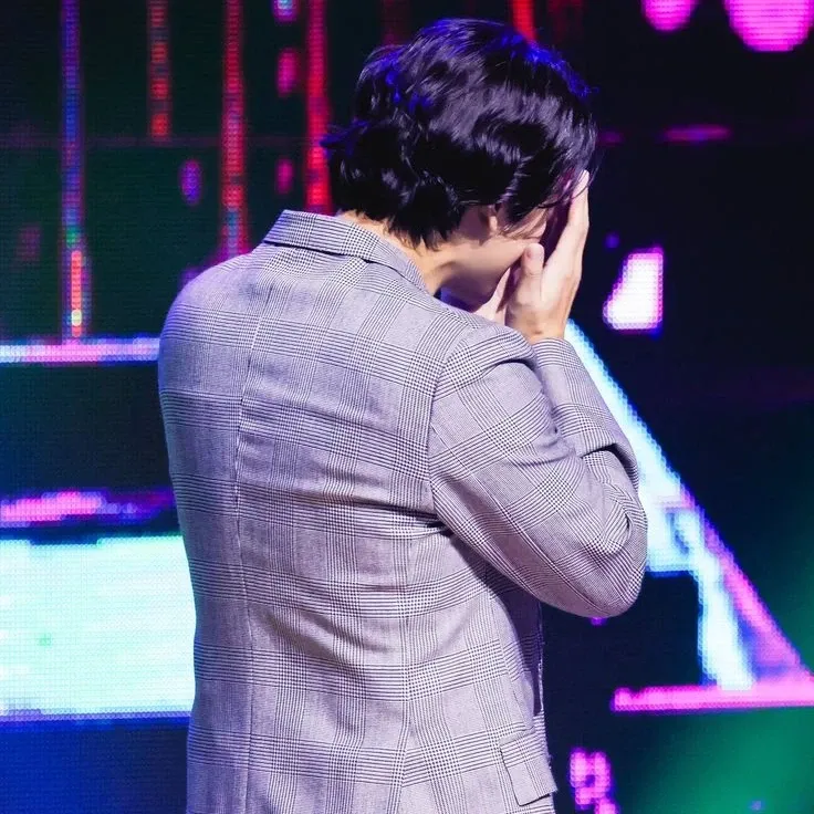 A moment captured by a fan of Kim Bum