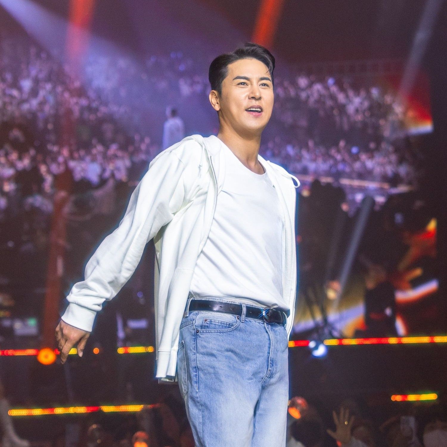 Recent activity shot of Jang Minho