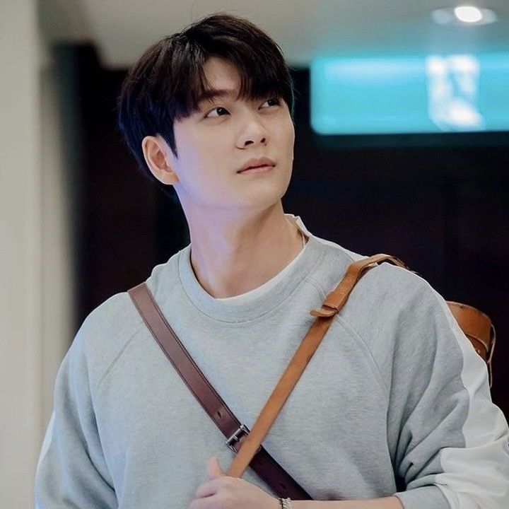 A moment captured by a fan of Kang Taeoh