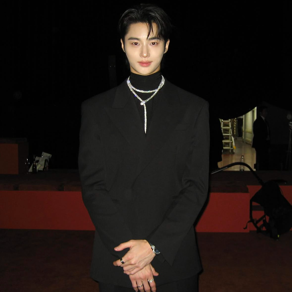 Behind-the-scenes cut of Byeon Wooseok