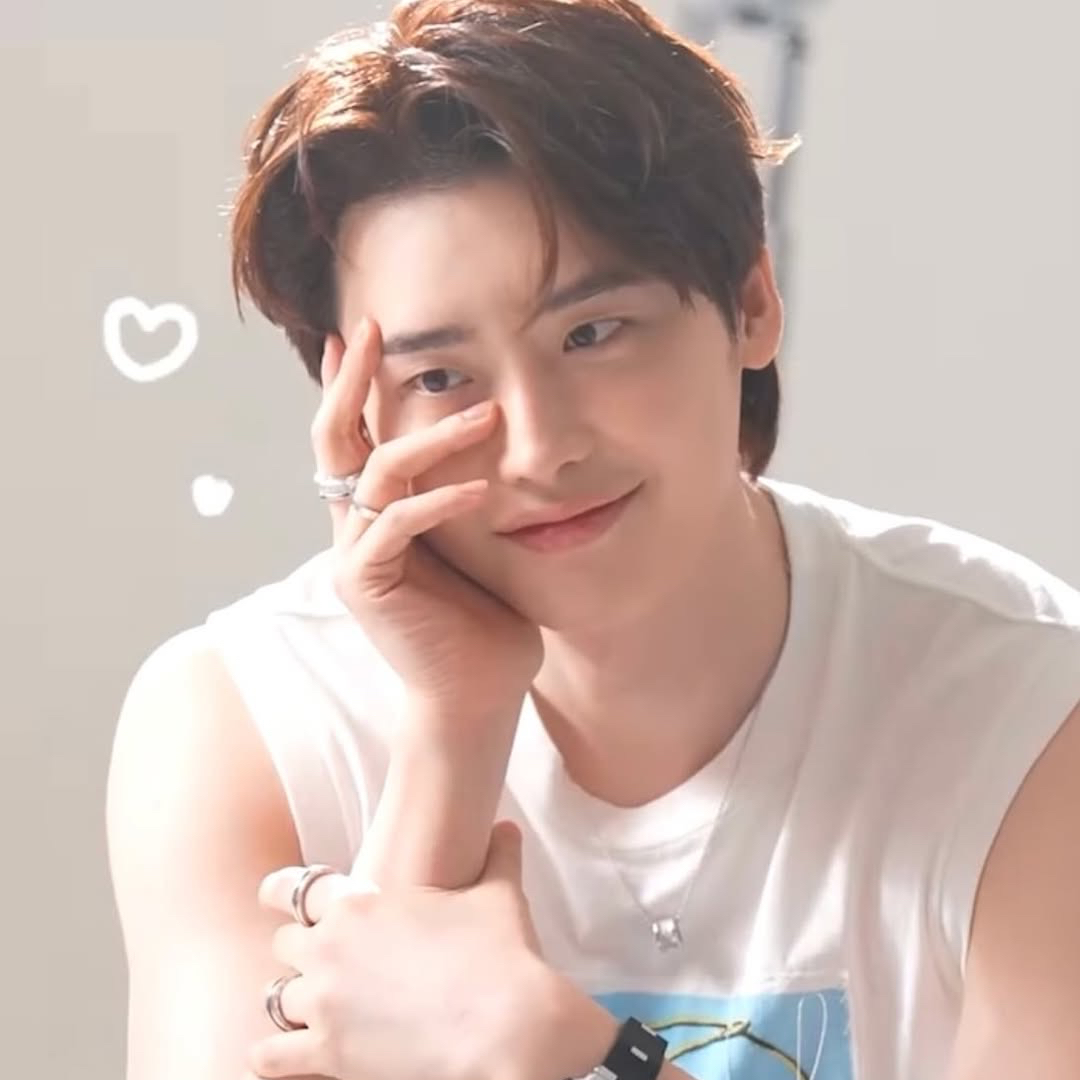 今日最も話題のセレブコミュニティフィード