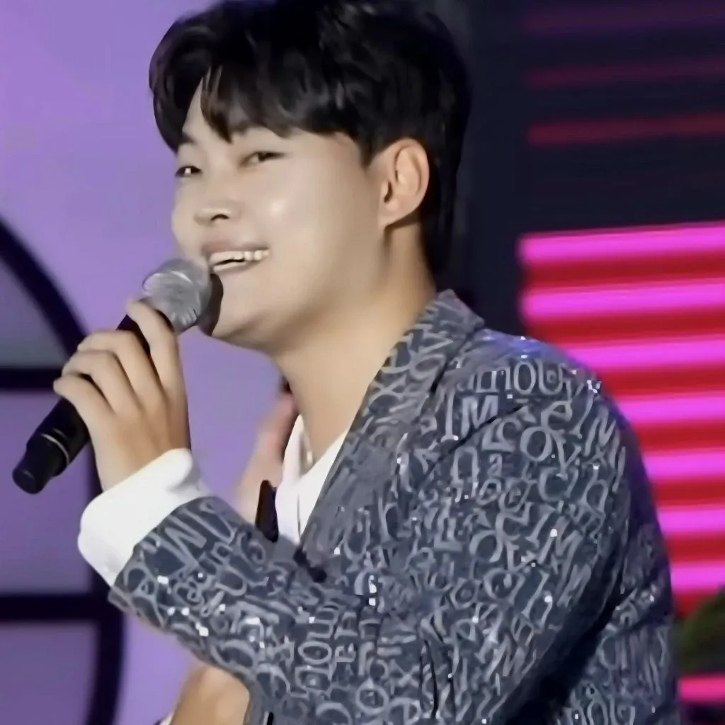 Latest photo of Kim Kyungmin