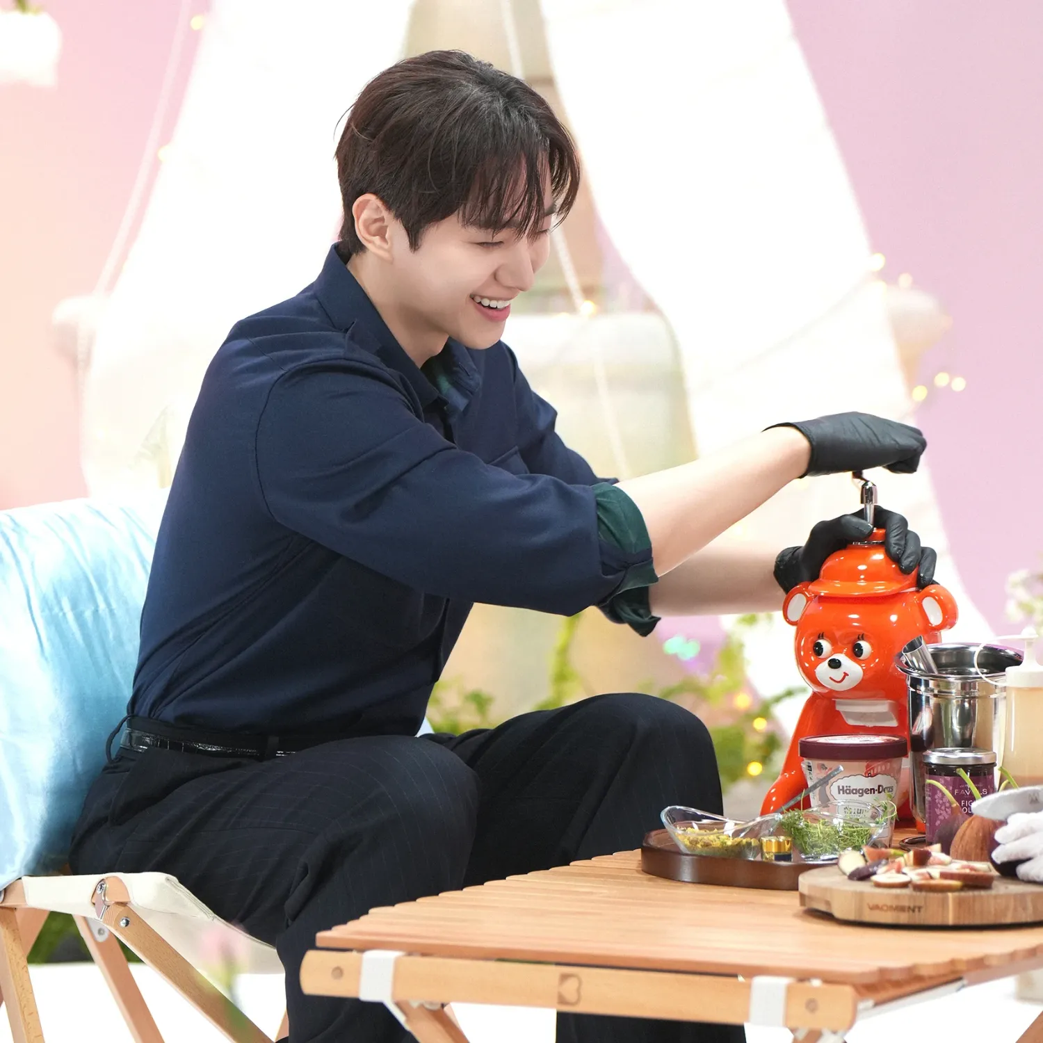 Cuplikan di balik layar dari Lee Junho