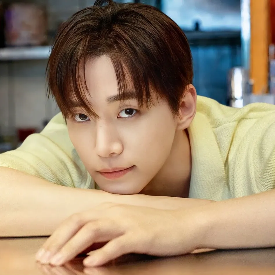Foto terbaru dari Lee Junho