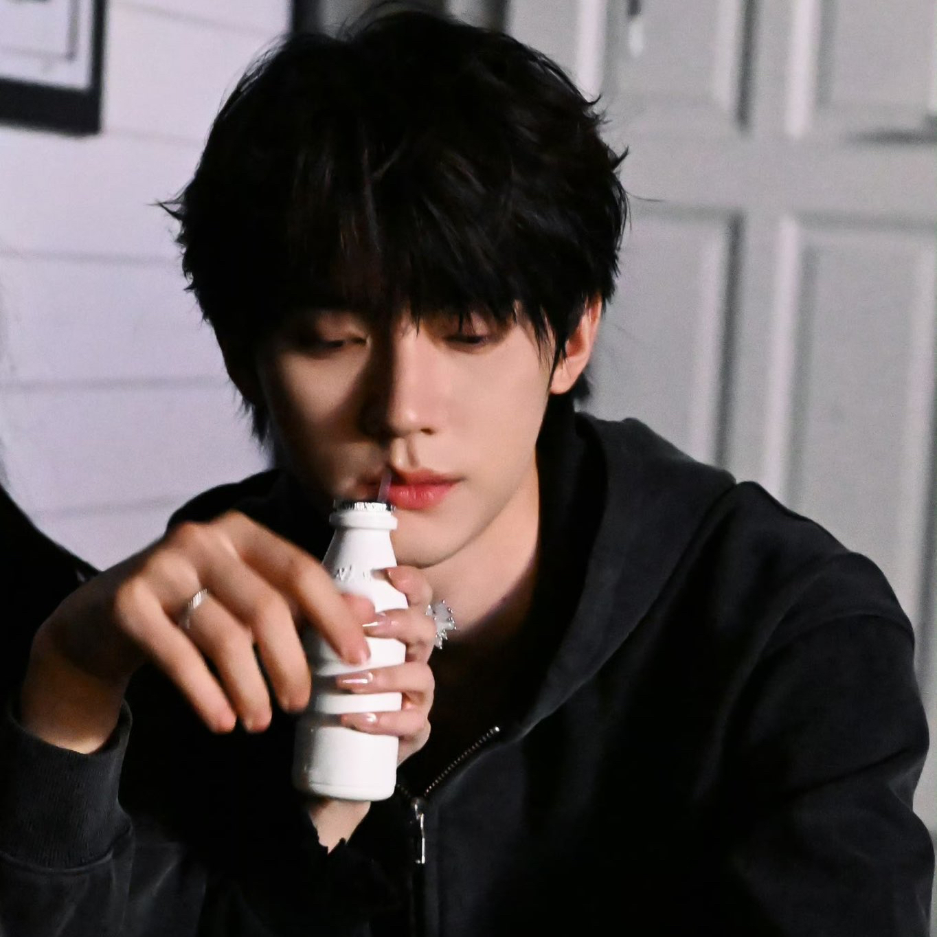 Recent activity shot of Zhou Yiran