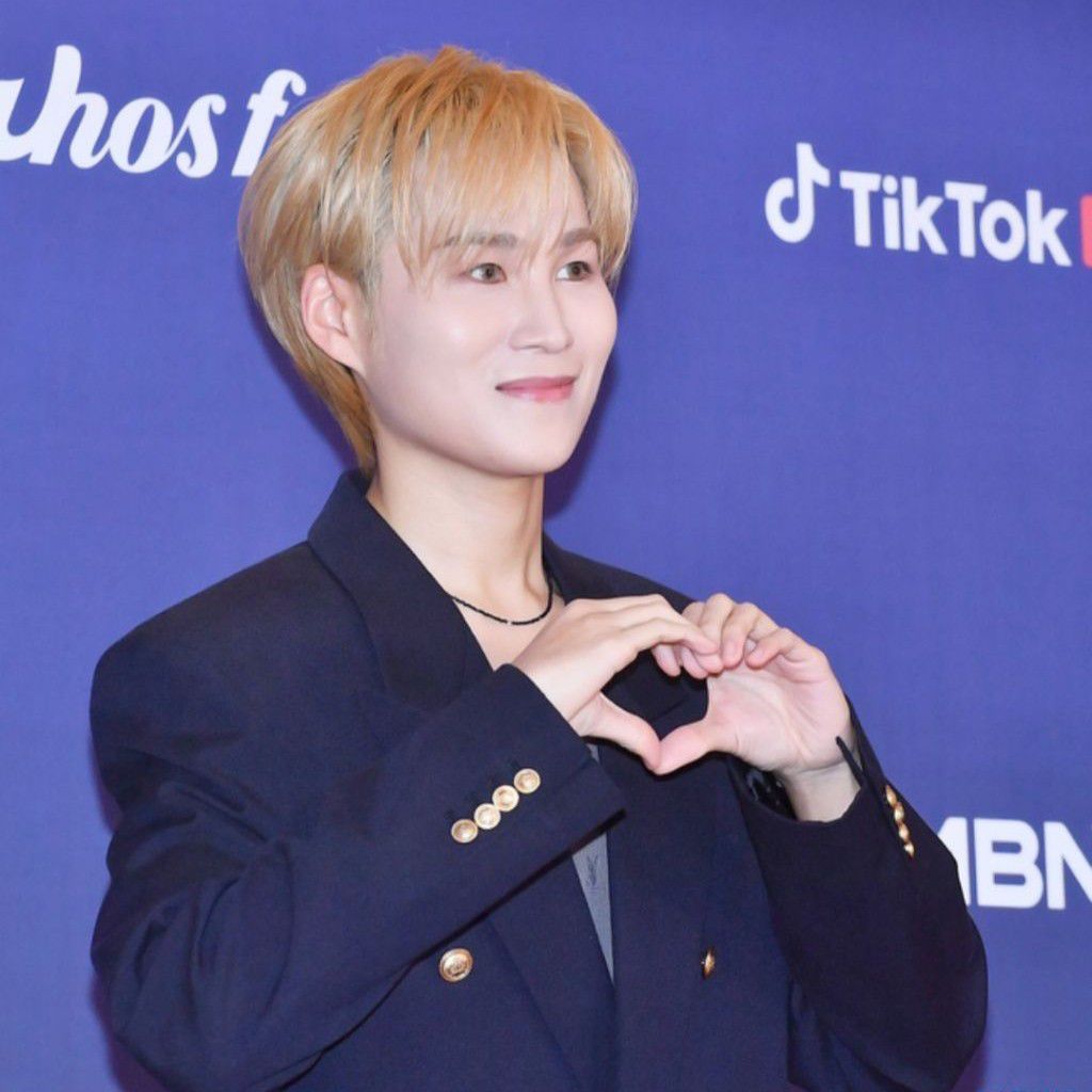 Cuplikan di balik layar dari Kim Heejae