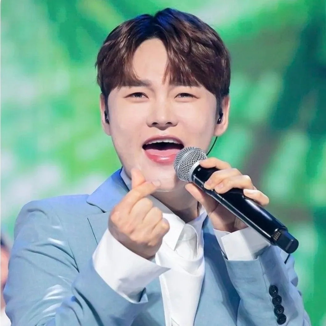 박서진 최근 활동샷
