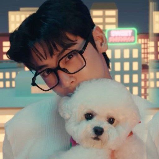 A moment captured by a fan of Cha Eunwoo