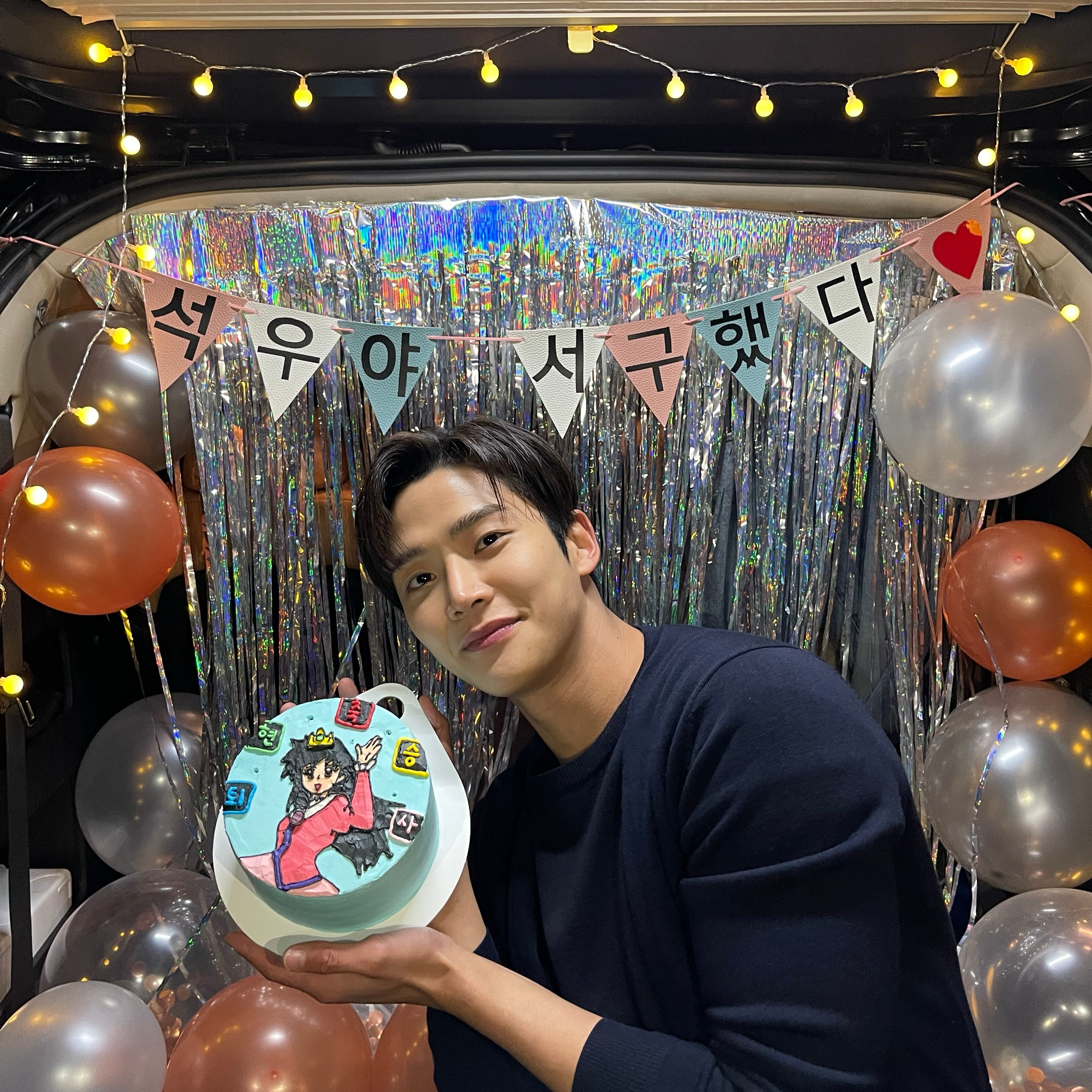 Cuplikan di balik layar dari Rowoon