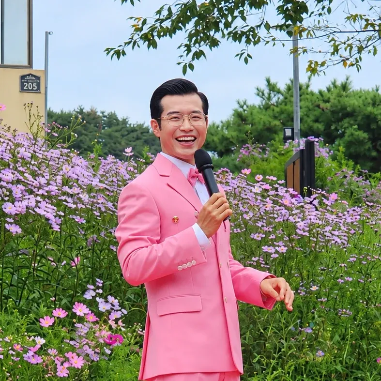 조명섭의 최신 사진