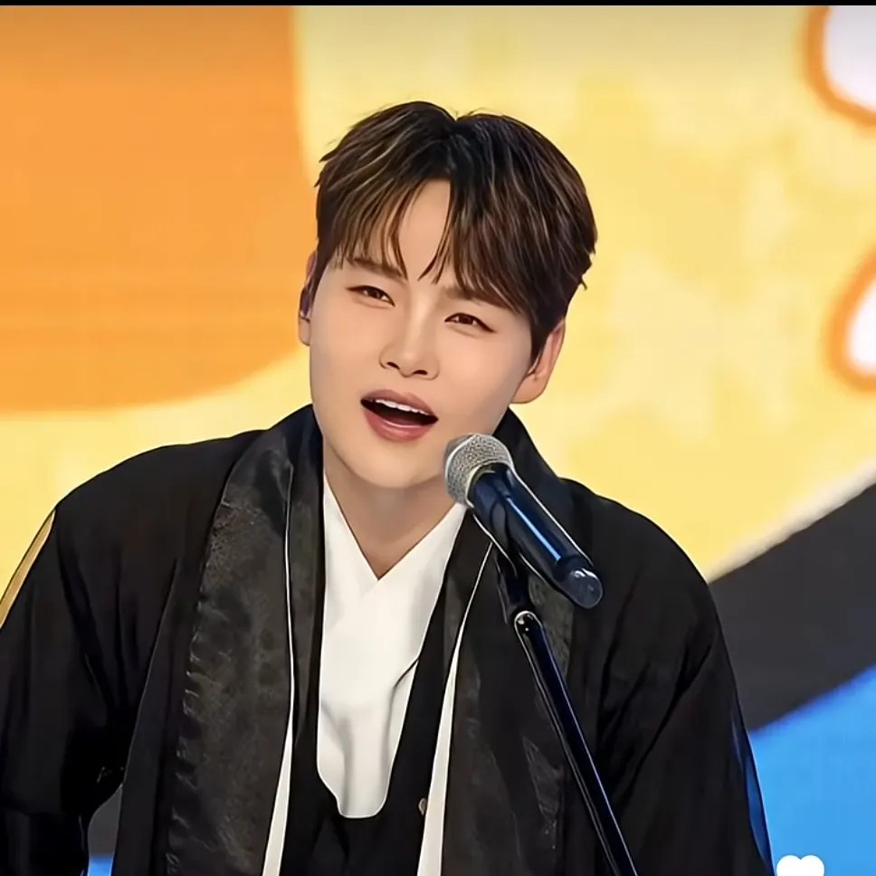 박서진 최근 활동샷