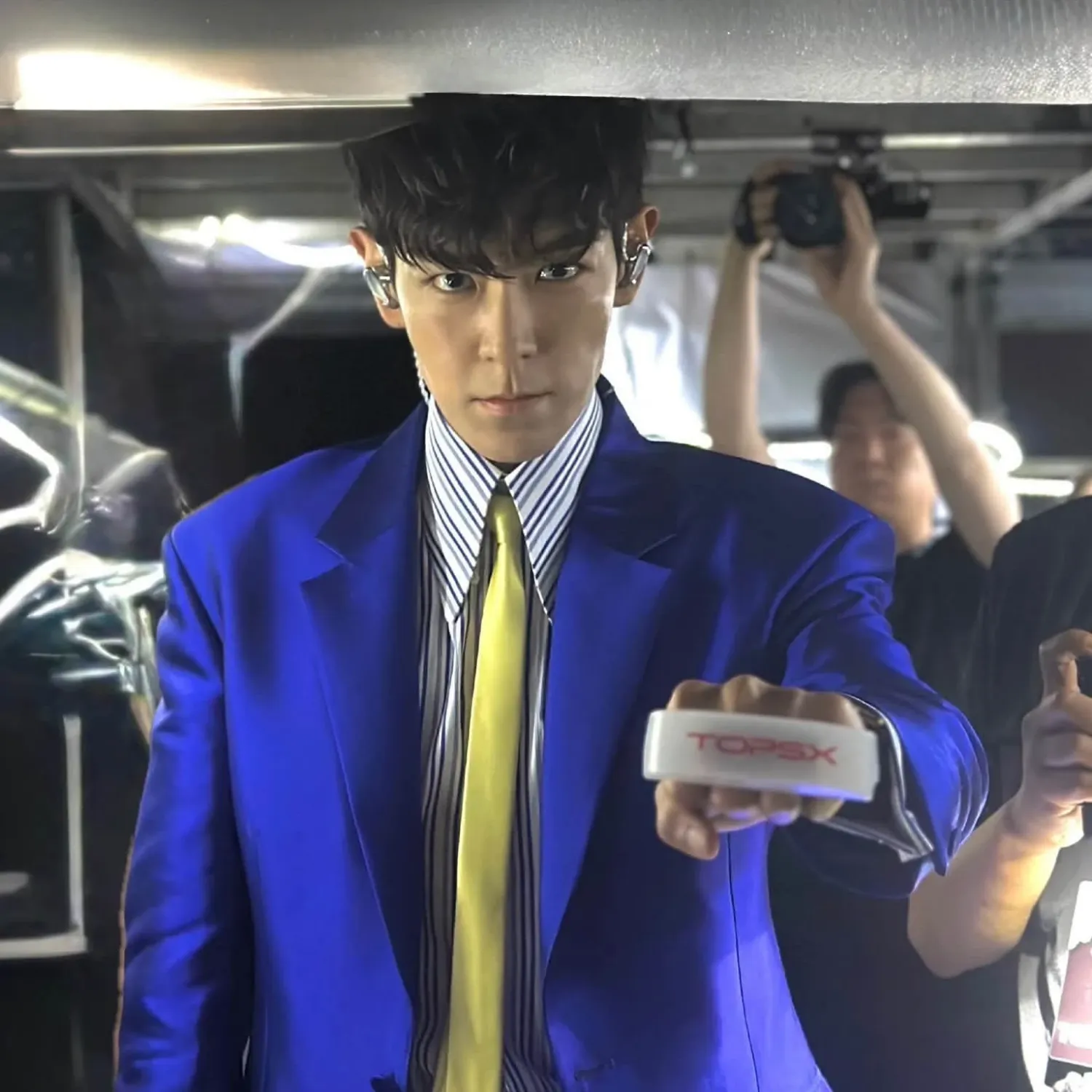 Behind-the-scenes cut of T.O.P