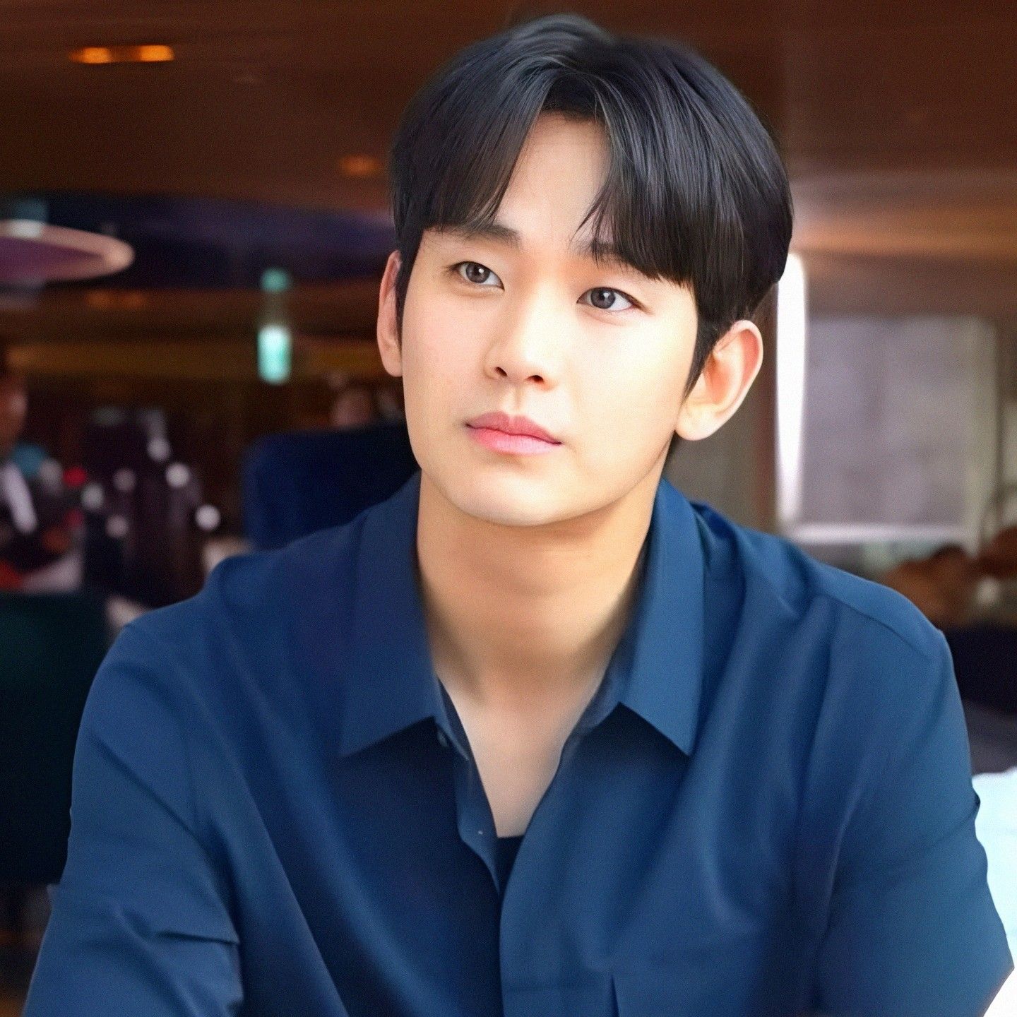 キム・スヒョンのビハインドカット