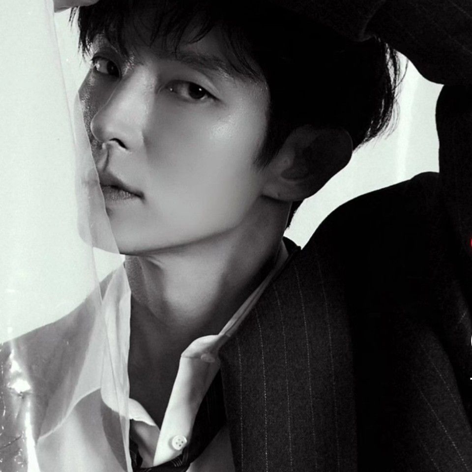 이준기 최근 활동샷