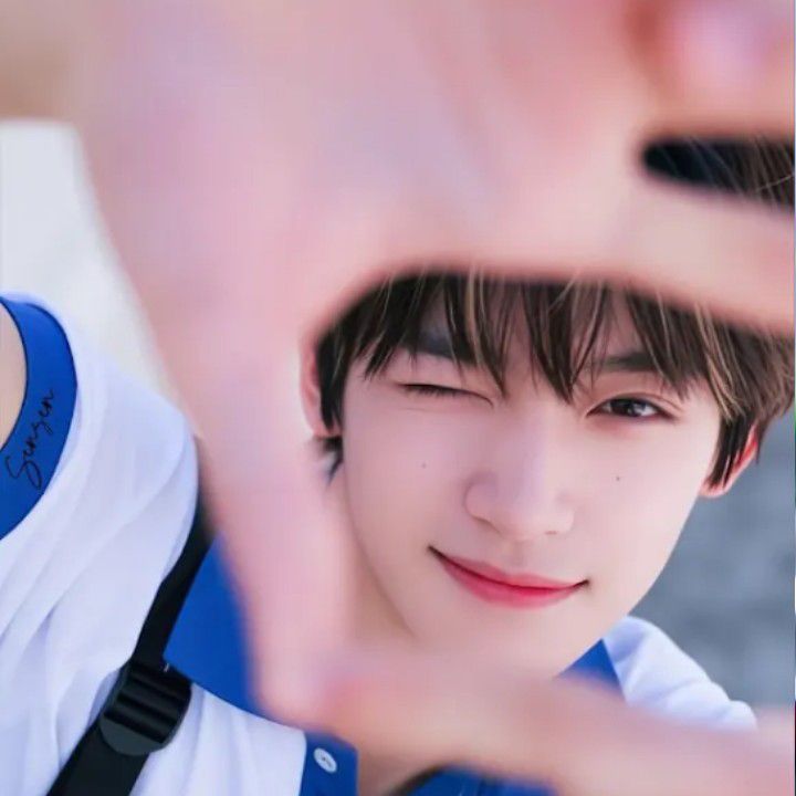 Behind-the-scenes cut of Zi Yu