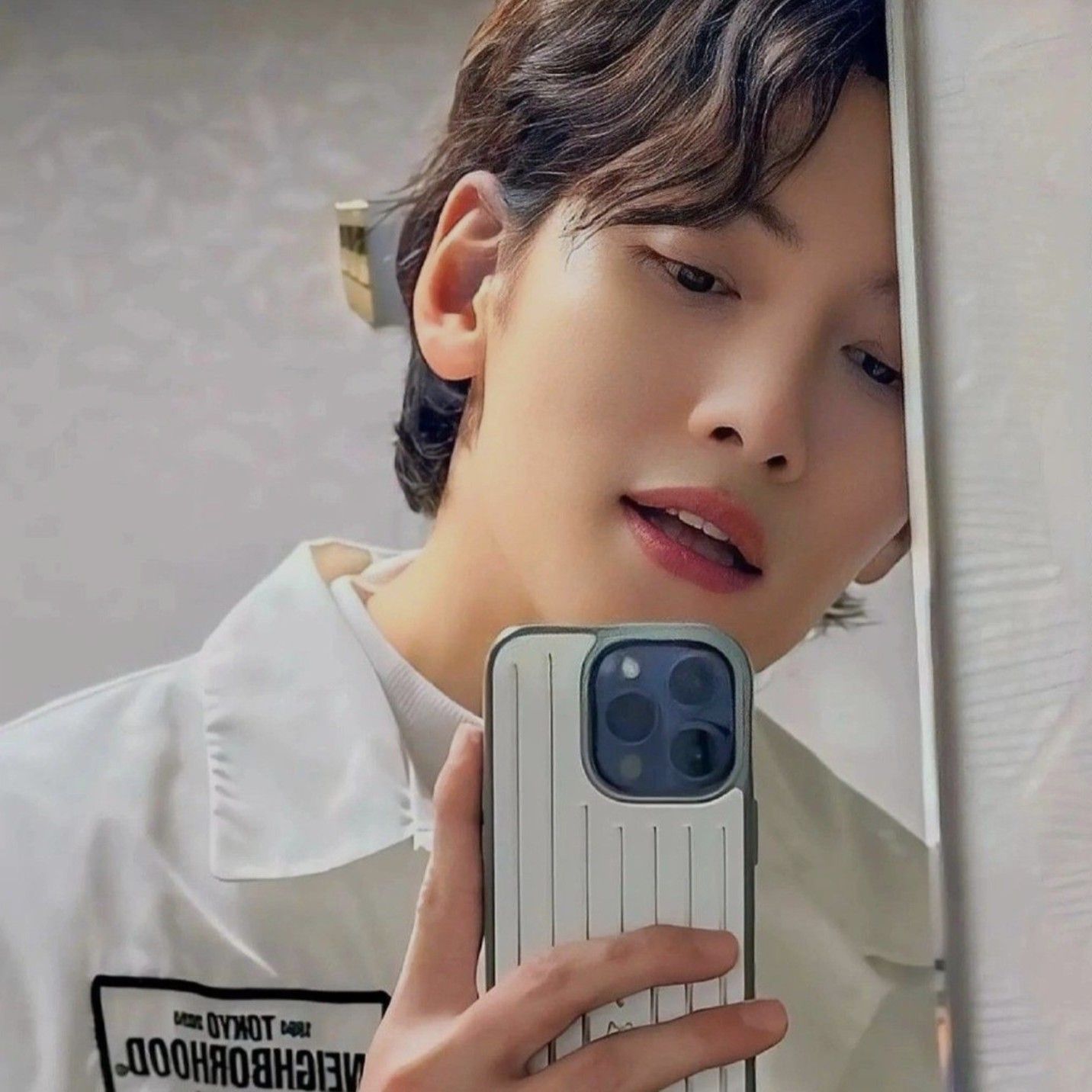 チ・チャンウクのビハインドカット