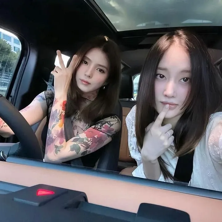 A moment captured by a fan of Han Sohee
