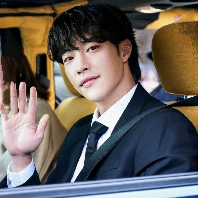 Behind-the-scenes cut of Woo Dohwan