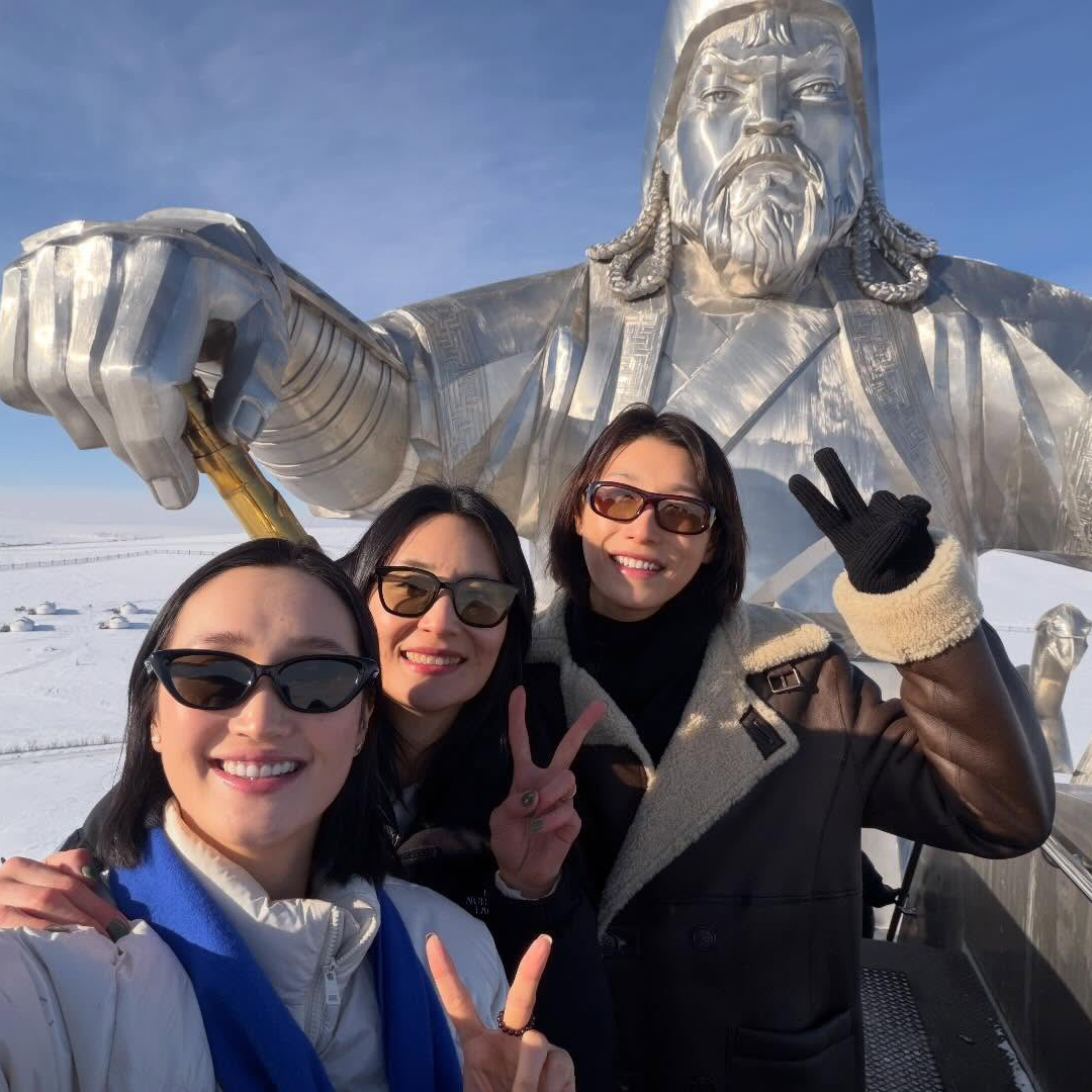 A moment captured by a fan of Kim Yeonkoung